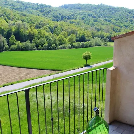 2 Bedrooms With Garden At 公寓 *