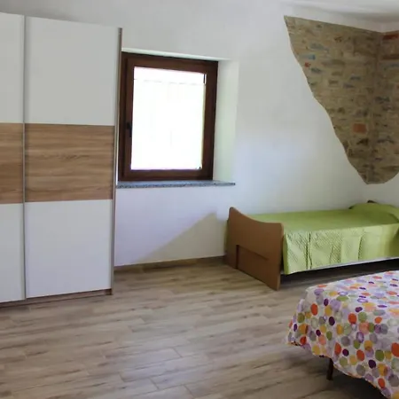 公寓 2 Bedrooms With Garden At