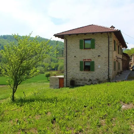 2 Bedrooms With Garden At *