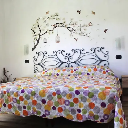 2 Bedrooms With Garden At 公寓 Mombarcaro